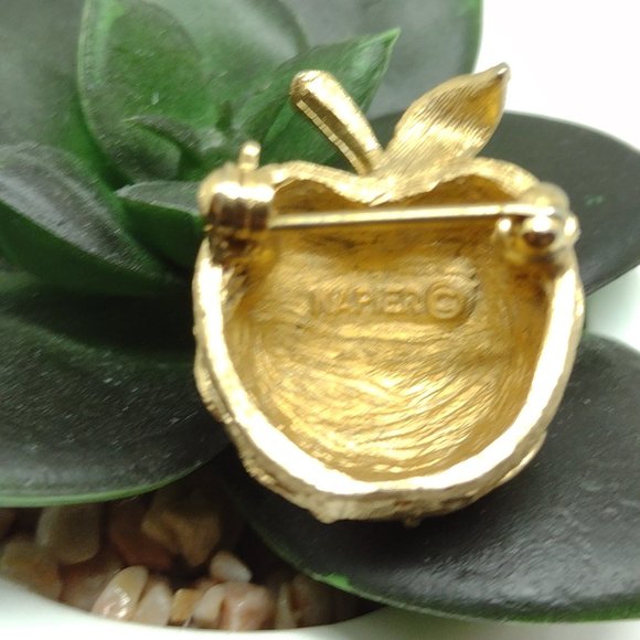 Napier Goldtone Apple Brooch - Picture 3 of 4